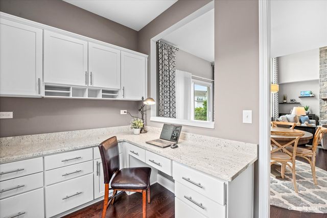4135 Bedford Lane, Aurora, IL 60504