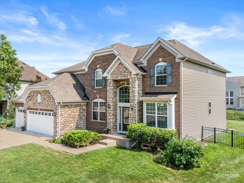 4135 Bedford Lane, Aurora, IL 60504