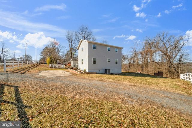 671 PINE RIDGE DR, Front Royal, VA 22630