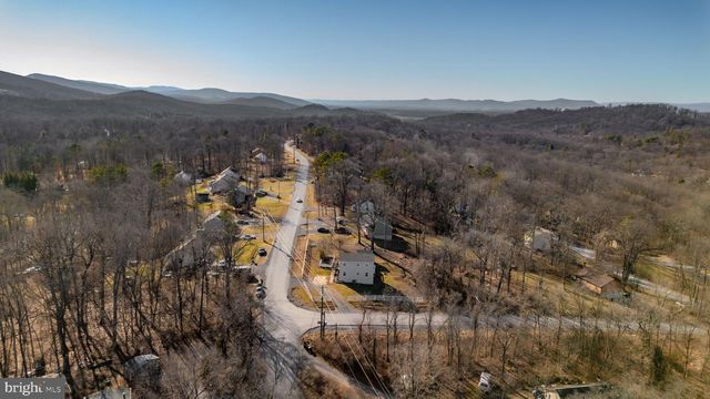 671 PINE RIDGE DR, Front Royal, VA 22630