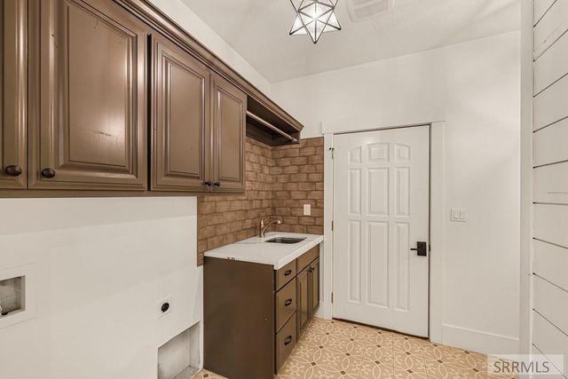 3678 E Clearfield Lane, Ammon, ID 83406