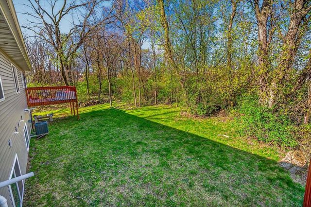 819-823 Thompson Drive, Oregon, WI 53575