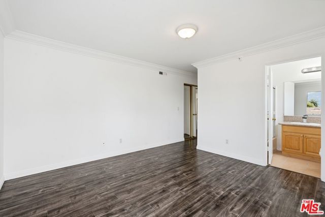 345 W Acacia Avenue 16, Glendale, CA 91204