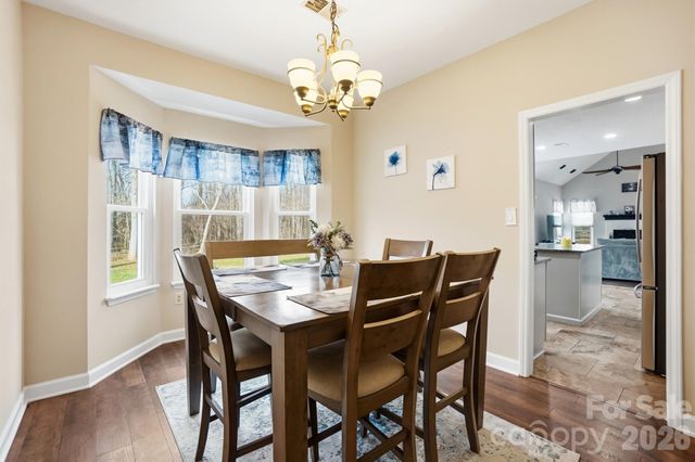 7344 Maitland Lane, Charlotte, NC 28215