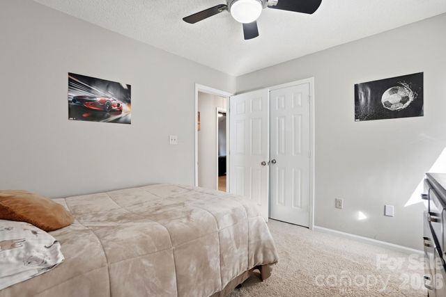 7344 Maitland Lane, Charlotte, NC 28215