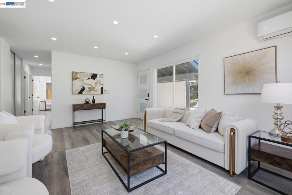 Image 8 of property listing at 236 Arbor Valley Dr, San Jose, CA 95119