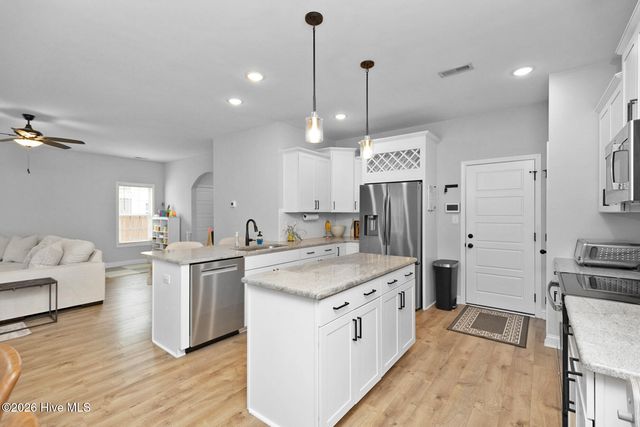 1730 Veranda Court, Aberdeen, NC 28315