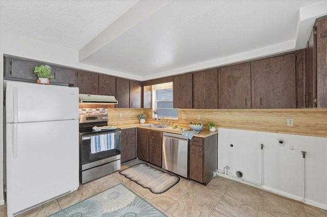 740 E PEARL STREET E, Bartow, FL 33830