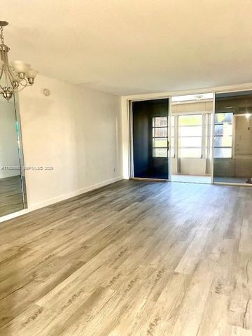 6070 NW 64th Ave 103, Tamarac, FL 33319