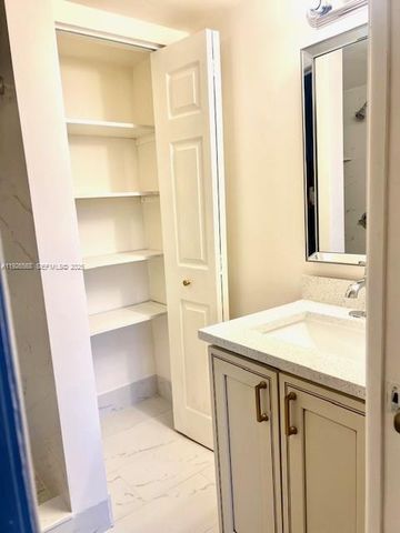 6070 NW 64th Ave 103, Tamarac, FL 33319