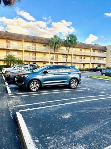 6070 NW 64th Ave 103, Tamarac, FL 33319