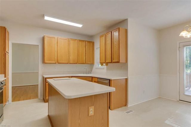 1794 Mill Wood WAY, Suffolk, VA 23434