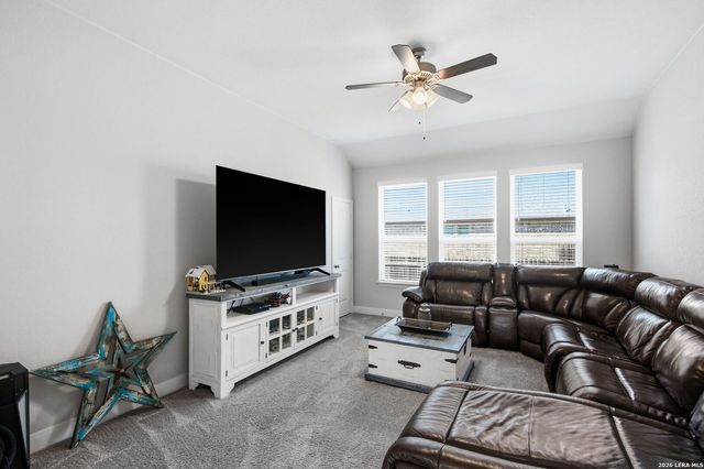 3204 MORLANGA ST, New Braunfels, TX 78130
