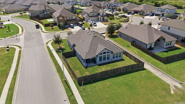 3204 MORLANGA ST, New Braunfels, TX 78130