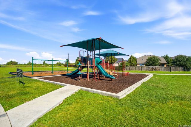 3204 MORLANGA ST, New Braunfels, TX 78130