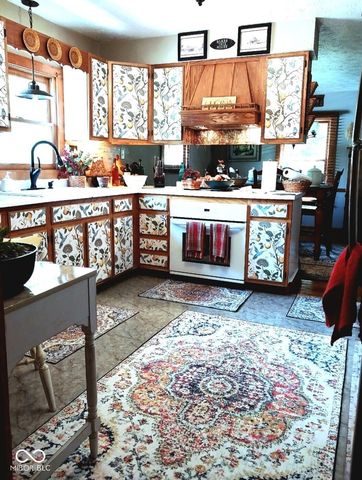 1022 E 600 S, Franklin, IN 46131