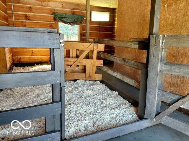 1022 E 600 S, Franklin, IN 46131