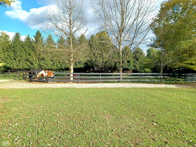 1022 E 600 S, Franklin, IN 46131