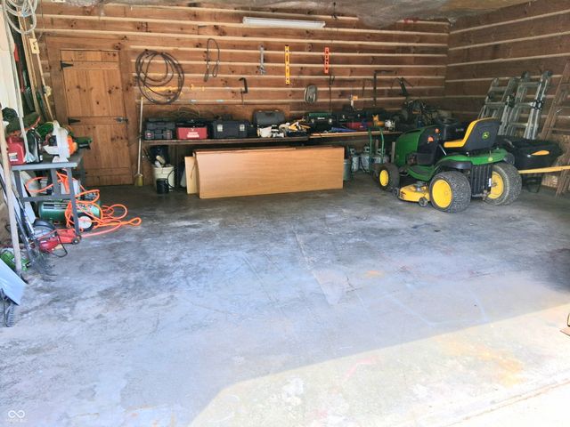 1022 E 600 S, Franklin, IN 46131