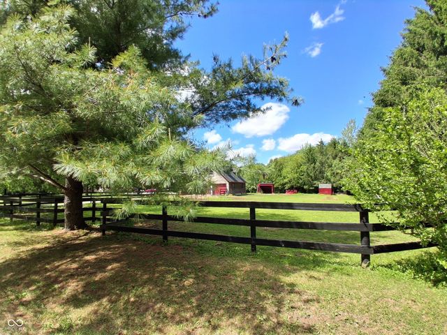 1022 E 600 S, Franklin, IN 46131