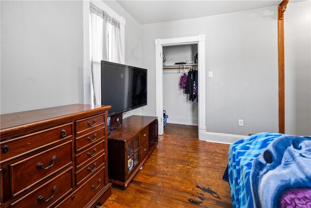 6 W Market St, Burgettstown Boro, PA 15021