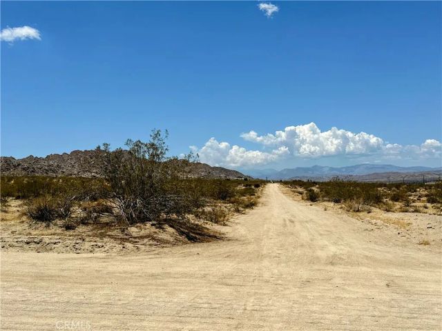 5 Sunfair, Joshua Tree, CA 92252