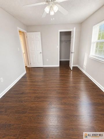 36 Fisher Drive 2724, Franklin, NJ 08823