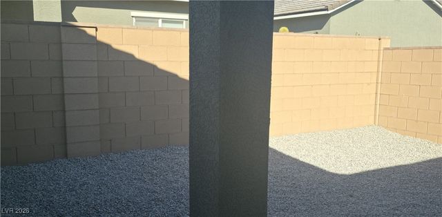 1060 South Nail Creek Court 4, Pahrump, NV 89048