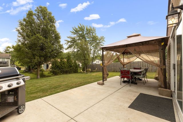 113 David Drive, Streamwood, IL 60107