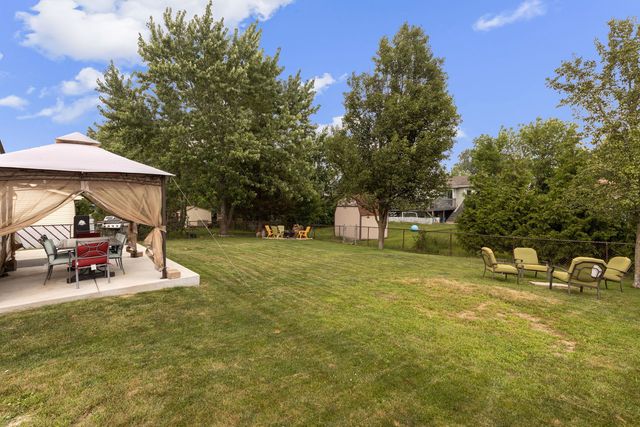 113 David Drive, Streamwood, IL 60107