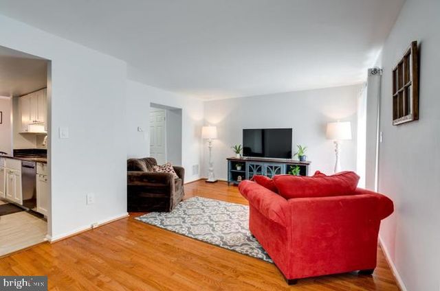 9013 KERRYDALE CT, Springfield, VA 22152