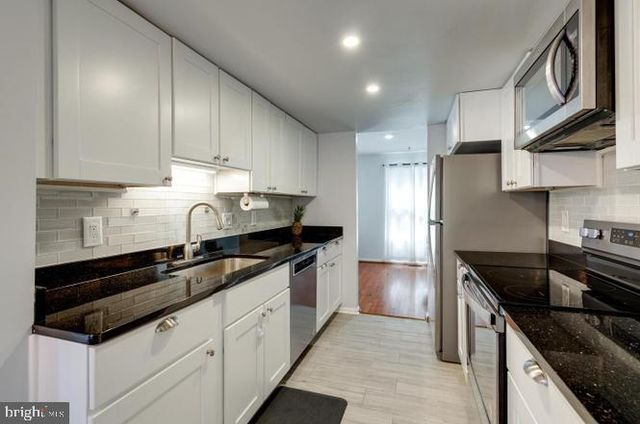 9013 KERRYDALE CT, Springfield, VA 22152