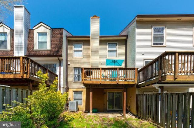 9013 KERRYDALE CT, Springfield, VA 22152