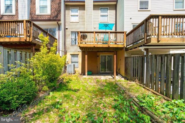 9013 KERRYDALE CT, Springfield, VA 22152