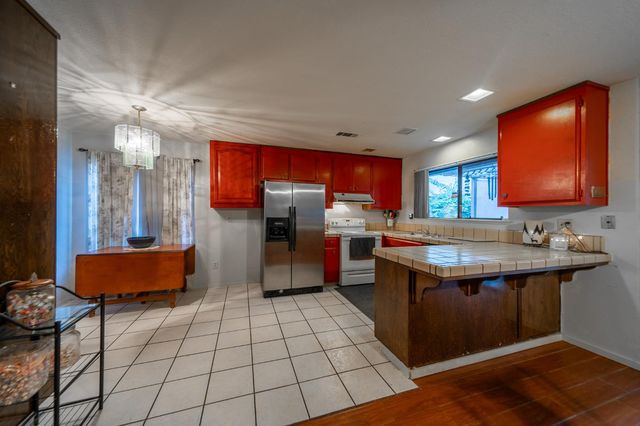 2721 Clear Creek Ct, Stockton, CA 95207