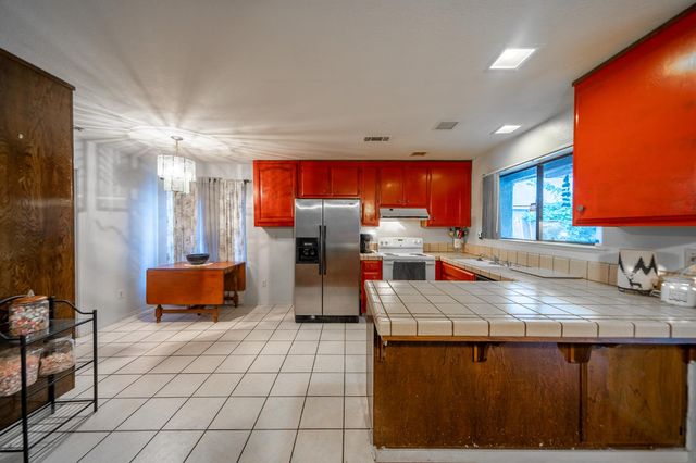 2721 Clear Creek Ct, Stockton, CA 95207