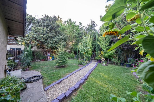 2721 Clear Creek Ct, Stockton, CA 95207