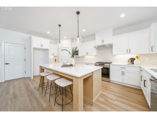 1908 Nw 21ST Cir, Battle Ground, WA 98604