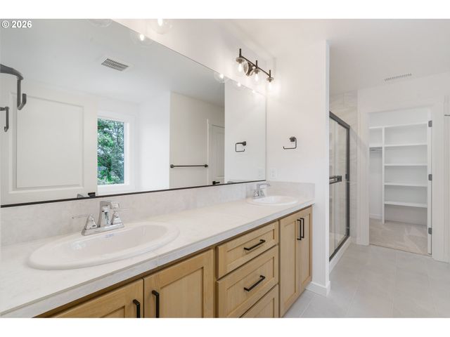 1908 Nw 21ST Cir, Battle Ground, WA 98604