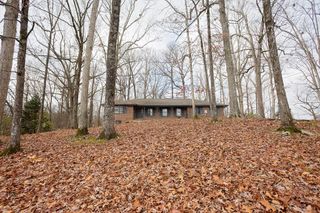 1460 Hillcrest Drive, Sugar Hill, GA 30518