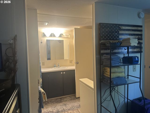 15765 HIGHWAY 101S 14, Brookings, OR 97415