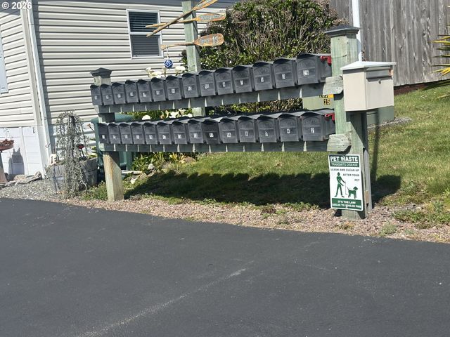 15765 HIGHWAY 101S 14, Brookings, OR 97415