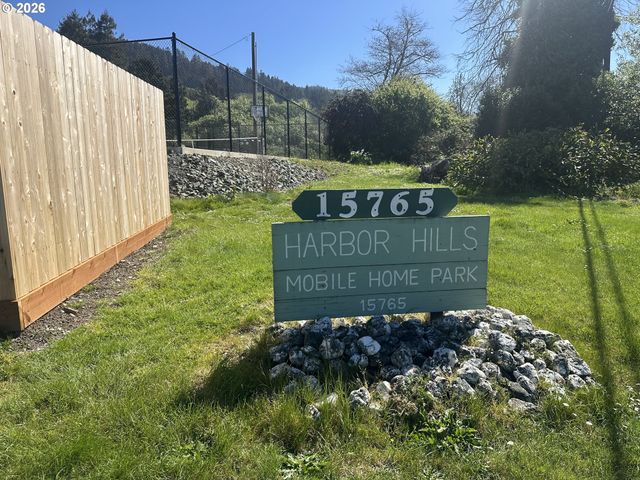 15765 HIGHWAY 101S 14, Brookings, OR 97415