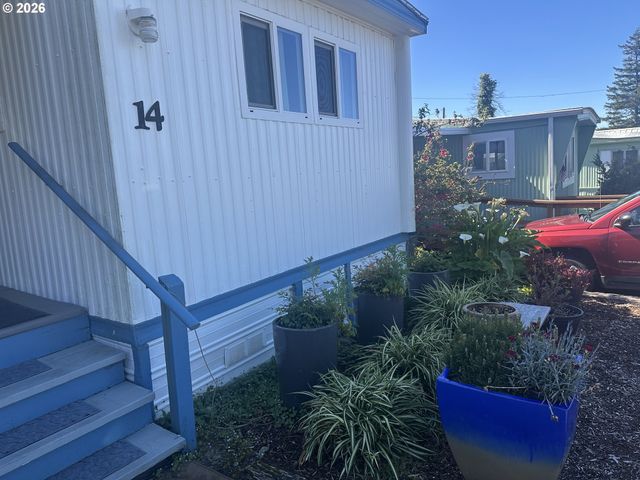 15765 HIGHWAY 101S 14, Brookings, OR 97415