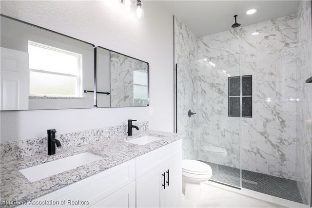 769 Memorial Drive, Sebring, FL 33870