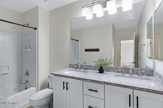 43631 W COWPATH Road, Maricopa, AZ 85138