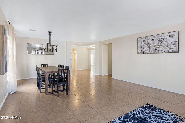 43631 W COWPATH Road, Maricopa, AZ 85138