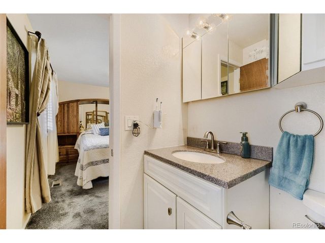 15085 E Eldorado Dr, Aurora, CO 80014