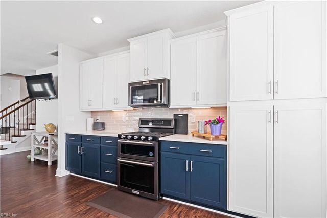 3105 Lantern PL, Chesapeake, VA 23321