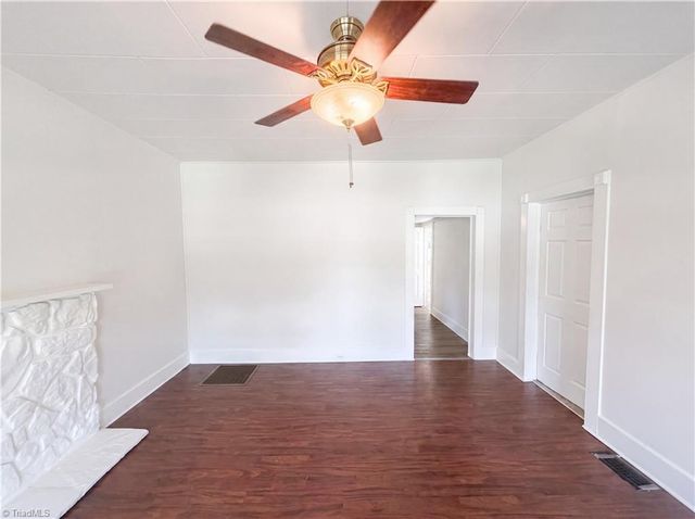 309 Worth Street, Mount Airy, NC 27030